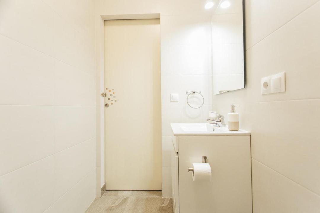 Wide And Diaphanous- 3Bd 2Bth- Alcazar Σεβίλλη Εξωτερικό φωτογραφία